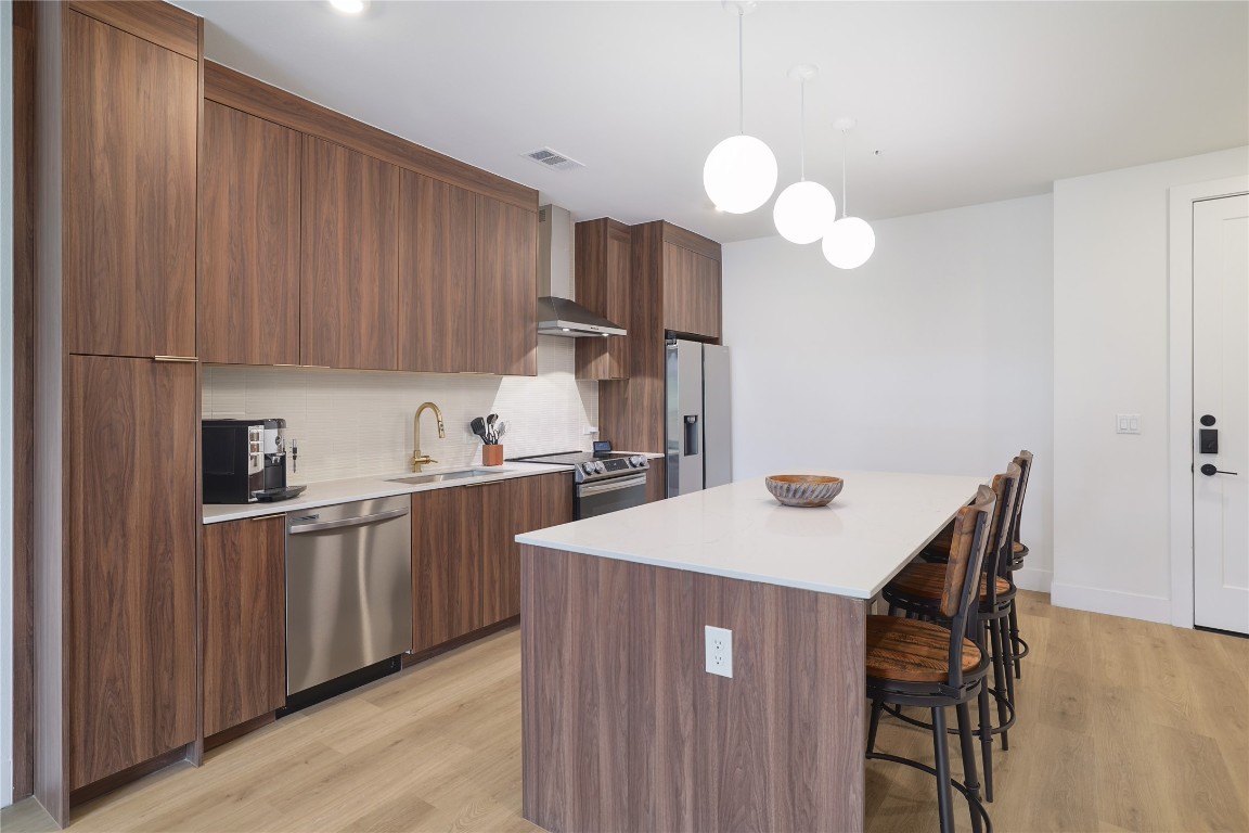 1701 Simond Avenue, Unit 312 Austin, TX 78723 - Photo 6 of 27