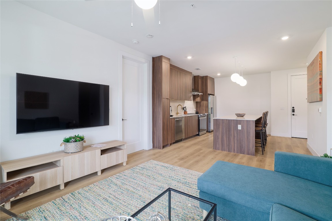 1701 Simond Avenue, Unit 312 Austin, TX 78723 - Photo 8 of 27