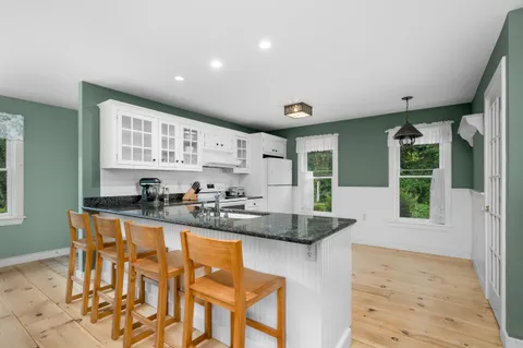 $1,295,000 | 3528 Main Street, Barnstable, MA 02630