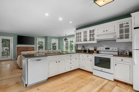 $1,295,000 | 3528 Main Street, Barnstable, MA 02630