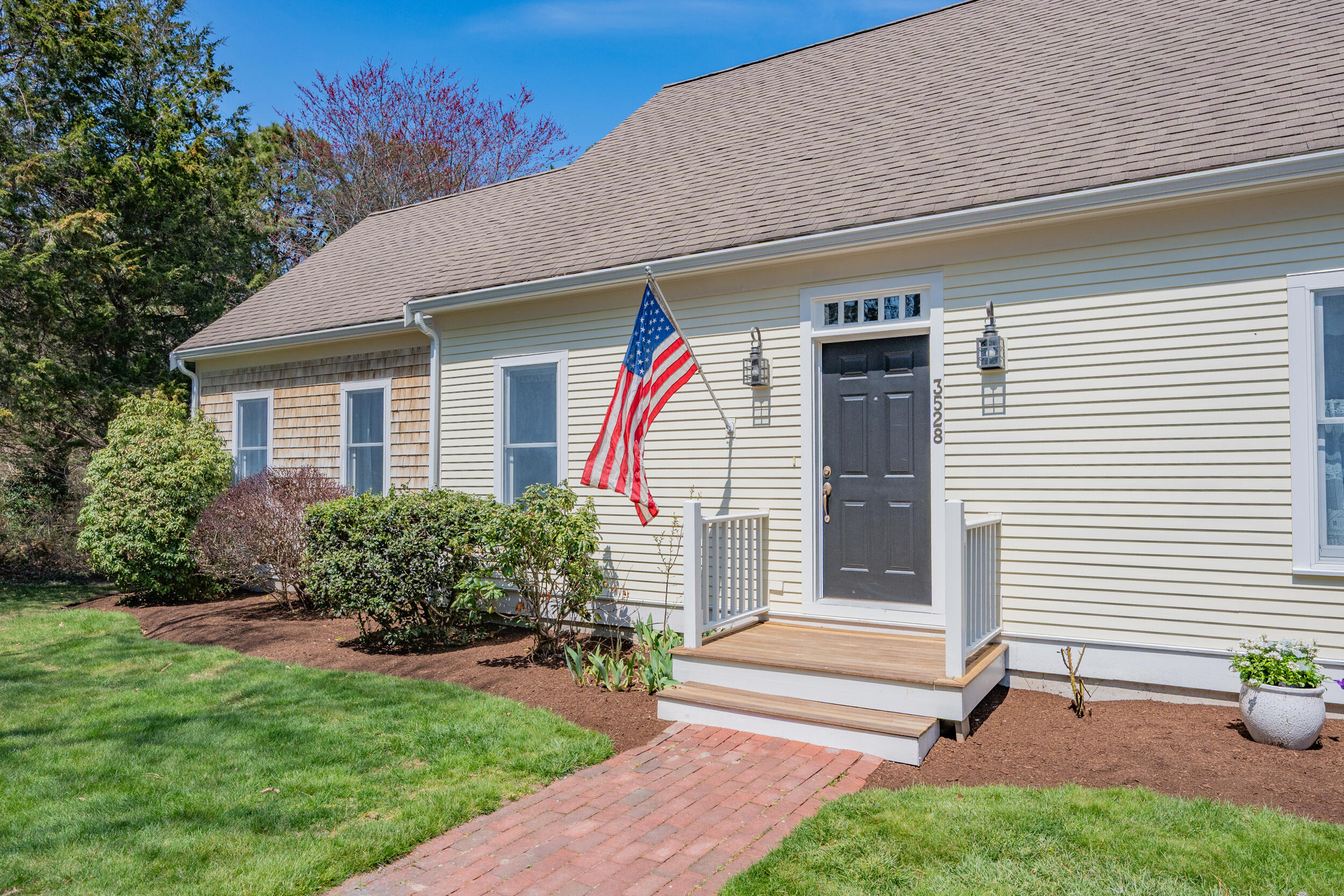 3528 Main Street Barnstable, MA 02630 - Photo 3 of 52 3_dsc_2786