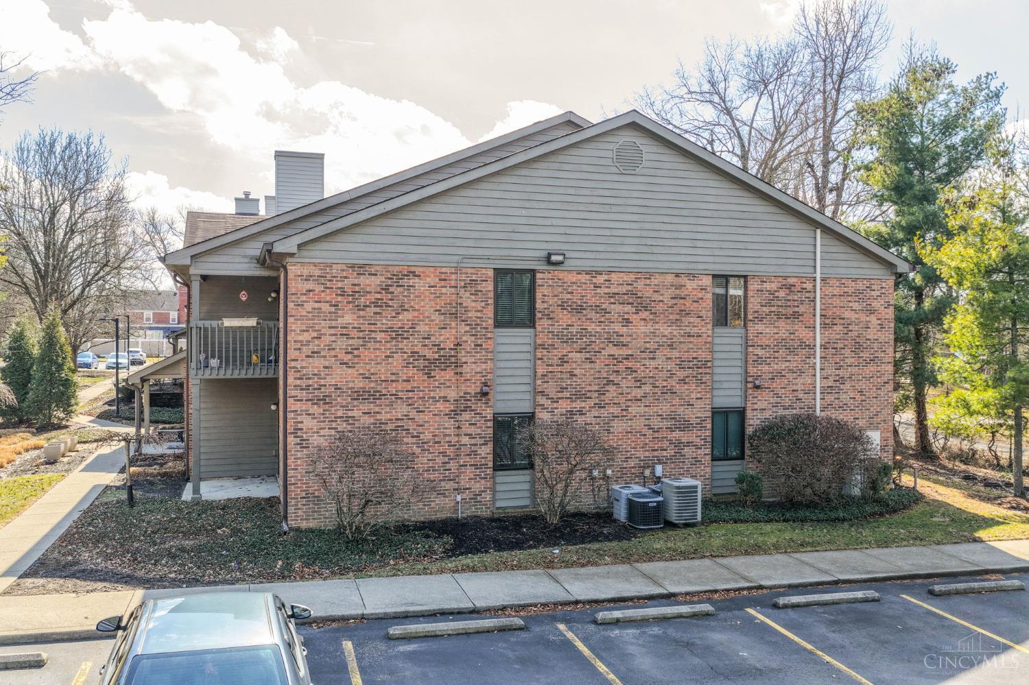 7633 Montgomery Road, Unit 3 Cincinnati, OH 45236 - Photo 31 of 37 Gallery Image 31