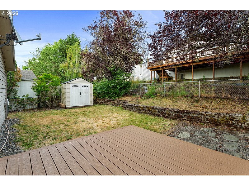 774 Southwest Sunset Way, Unit 79 Troutdale, OR 97060 - Photo 22 of 23 Yard