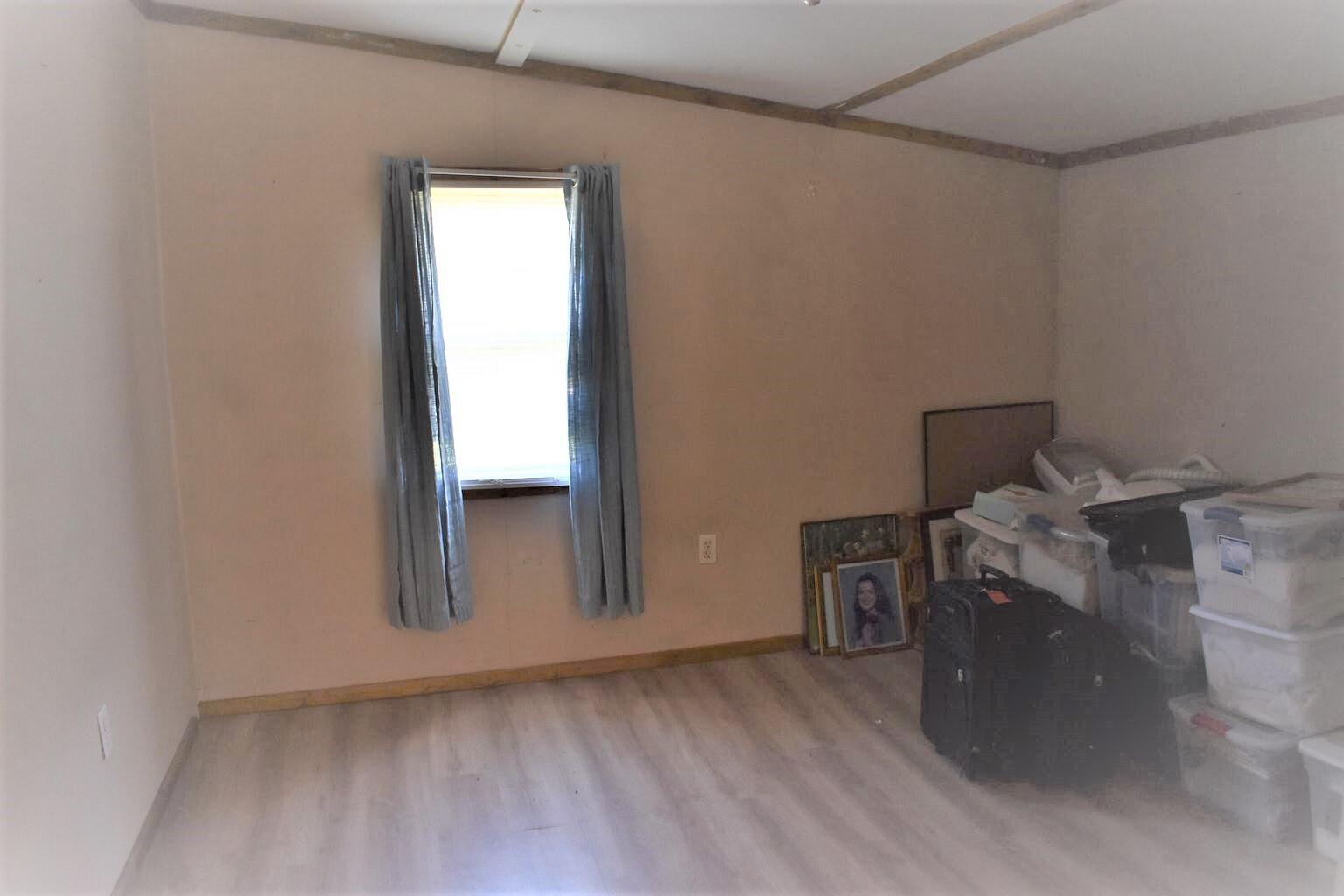 98 River Road Howland, ME 04448 - Photo 11 of 12 20220513162348837787000000-o