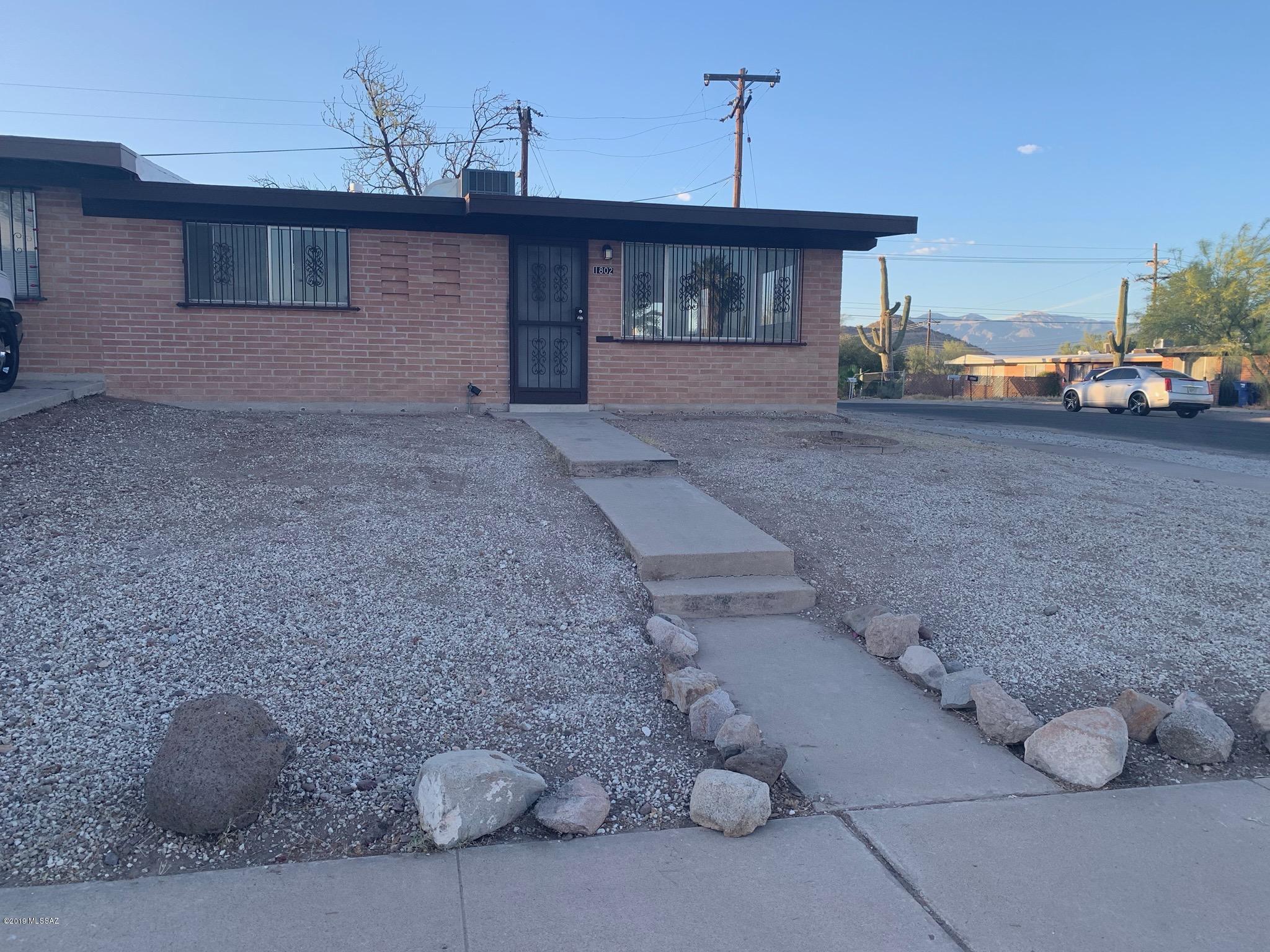 1802 West Caravelle Road Tucson, AZ 85713 - Photo 11 of 14
