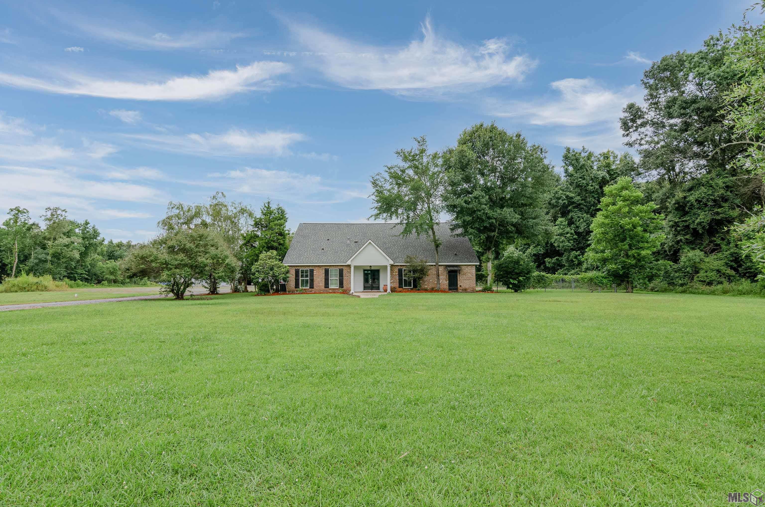 14105 Bert Allen Road Gonzales, LA 70737 - Photo 3 of 40