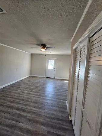 $1,800 | 120 Antionette Lane, Crosby, TX 77532