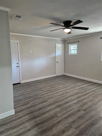 $1,800 | 120 Antionette Lane, Crosby, TX 77532