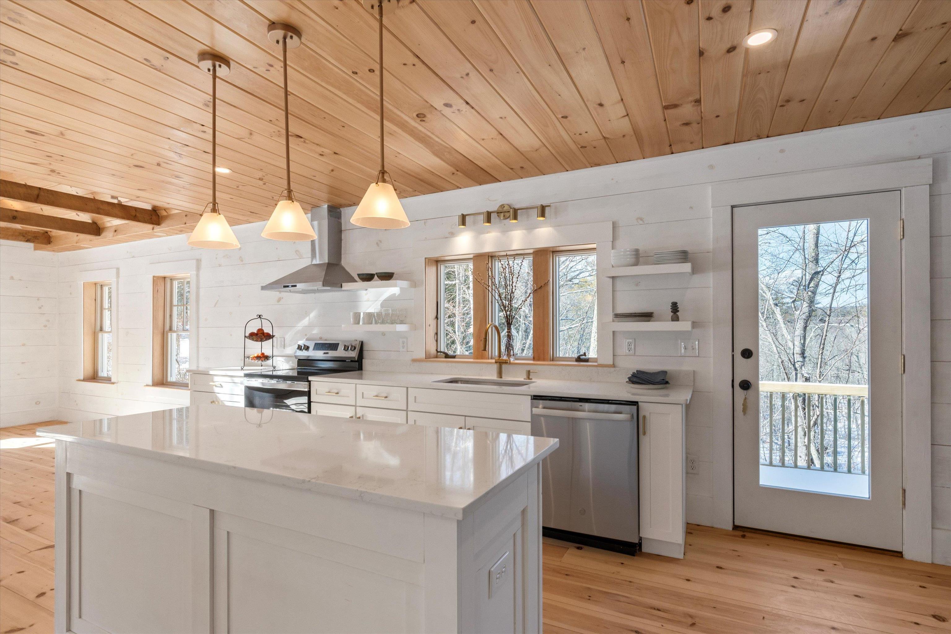 1191 Short Falls Road Epsom, NH 03234 - Photo 7 of 59