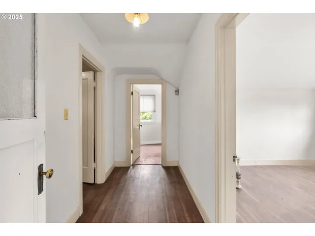 $950,000 | 5555 Southwest Scholls Ferry Road, Portland, OR 97225