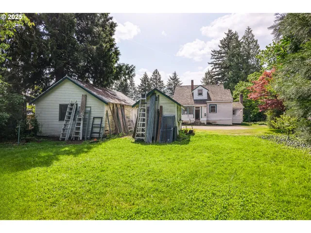 $950,000 | 5555 Southwest Scholls Ferry Road, Portland, OR 97225