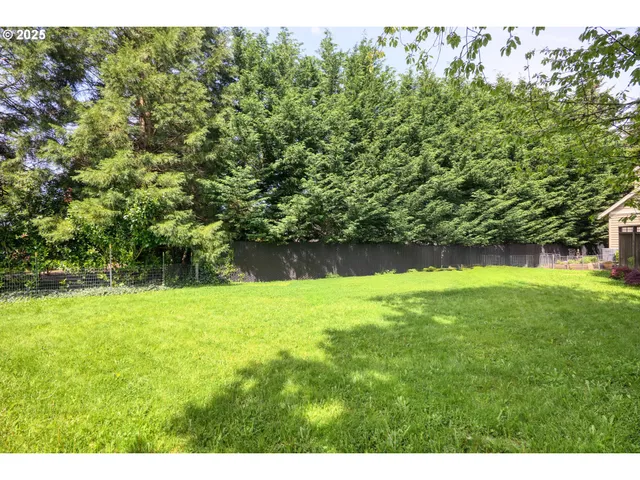 $950,000 | 5555 Southwest Scholls Ferry Road, Portland, OR 97225