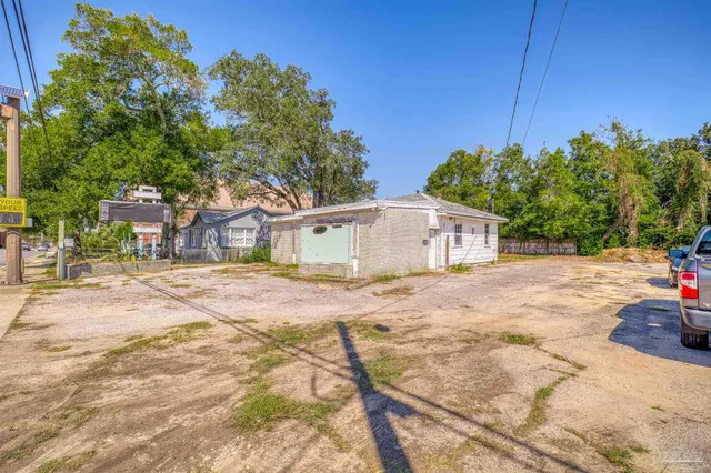 $129,000 | 416 South Navy Boulevard, Pensacola, FL 32507