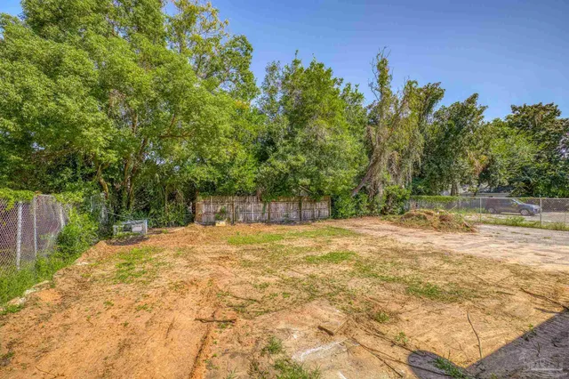 $129,000 | 416 South Navy Boulevard, Pensacola, FL 32507