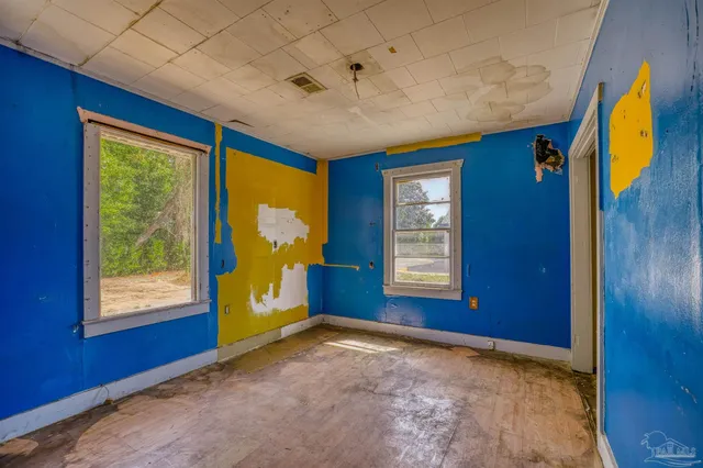 $129,000 | 416 South Navy Boulevard, Pensacola, FL 32507