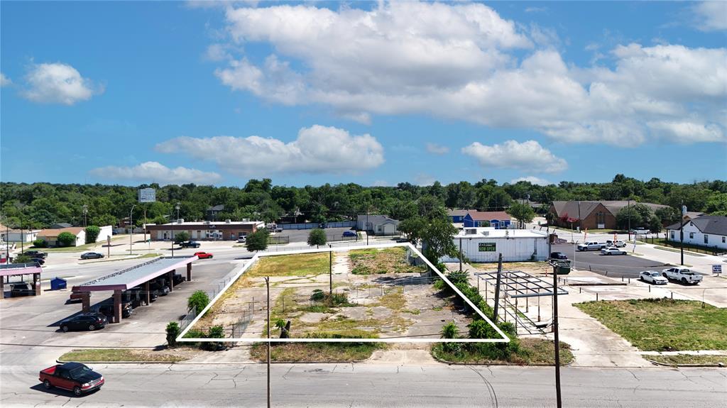 3607 East Rosedale Street Fort Worth, TX 76105 - Photo 1 of 15 Aerial view of property and surrounding area featuring property boundaries highlighted