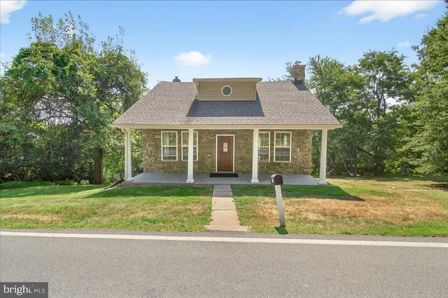 $499,000 | 6215 South Clifton Road, Braddock Heights, MD 21703