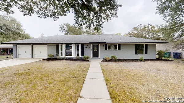 $2,700 | 7414 Quail Run Drive, San Antonio, TX 78209