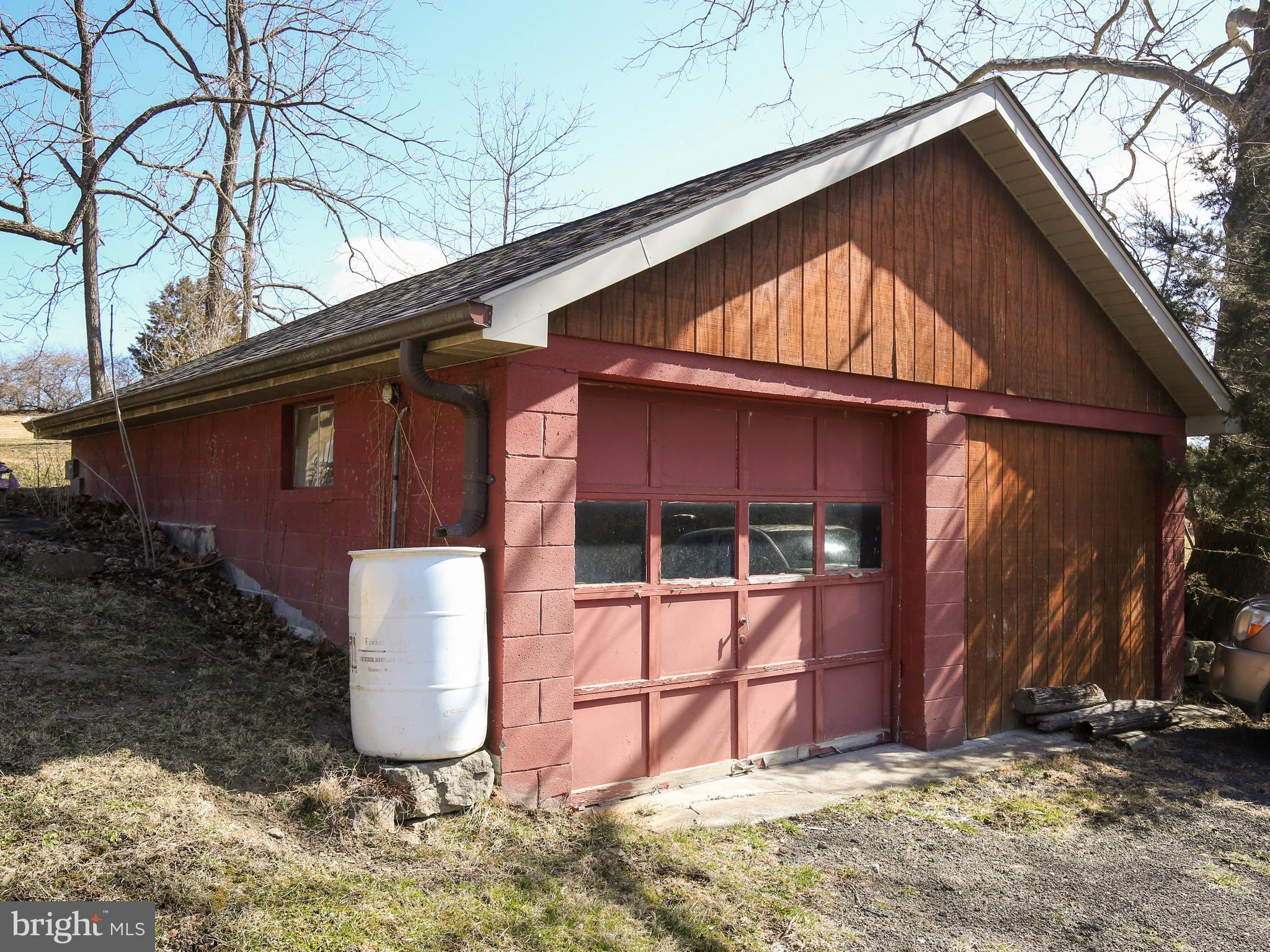 3612 Back Mountain Road Winchester, VA 22602 - Photo 11 of 47 Detached Garage with workspace