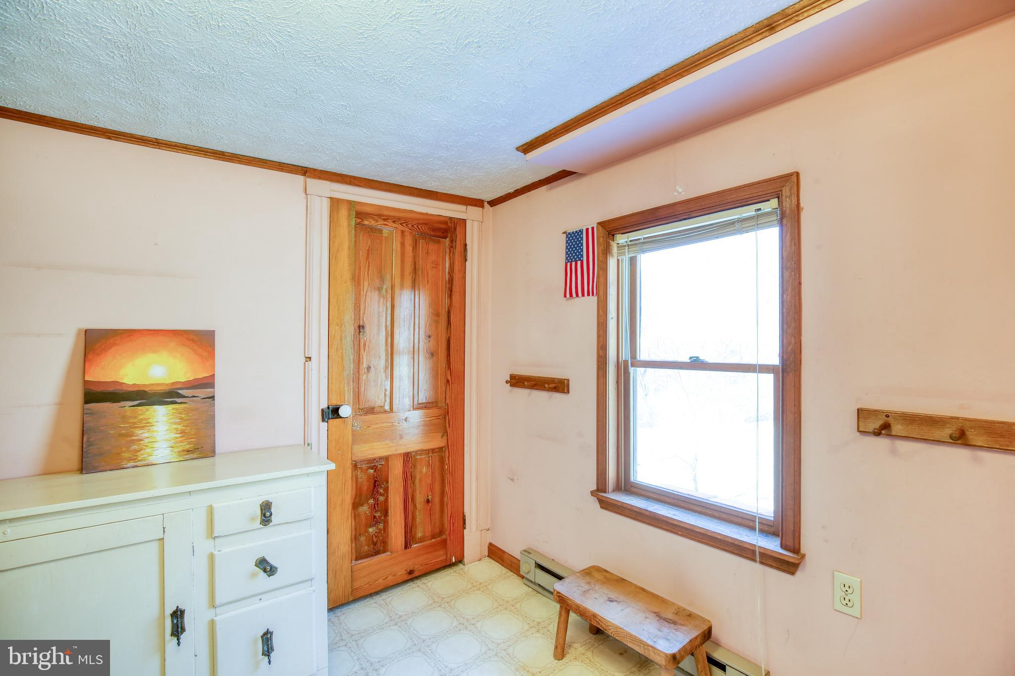 3612 Back Mountain Road Winchester, VA 22602 - Photo 34 of 47 Upper 1 Full Bath
