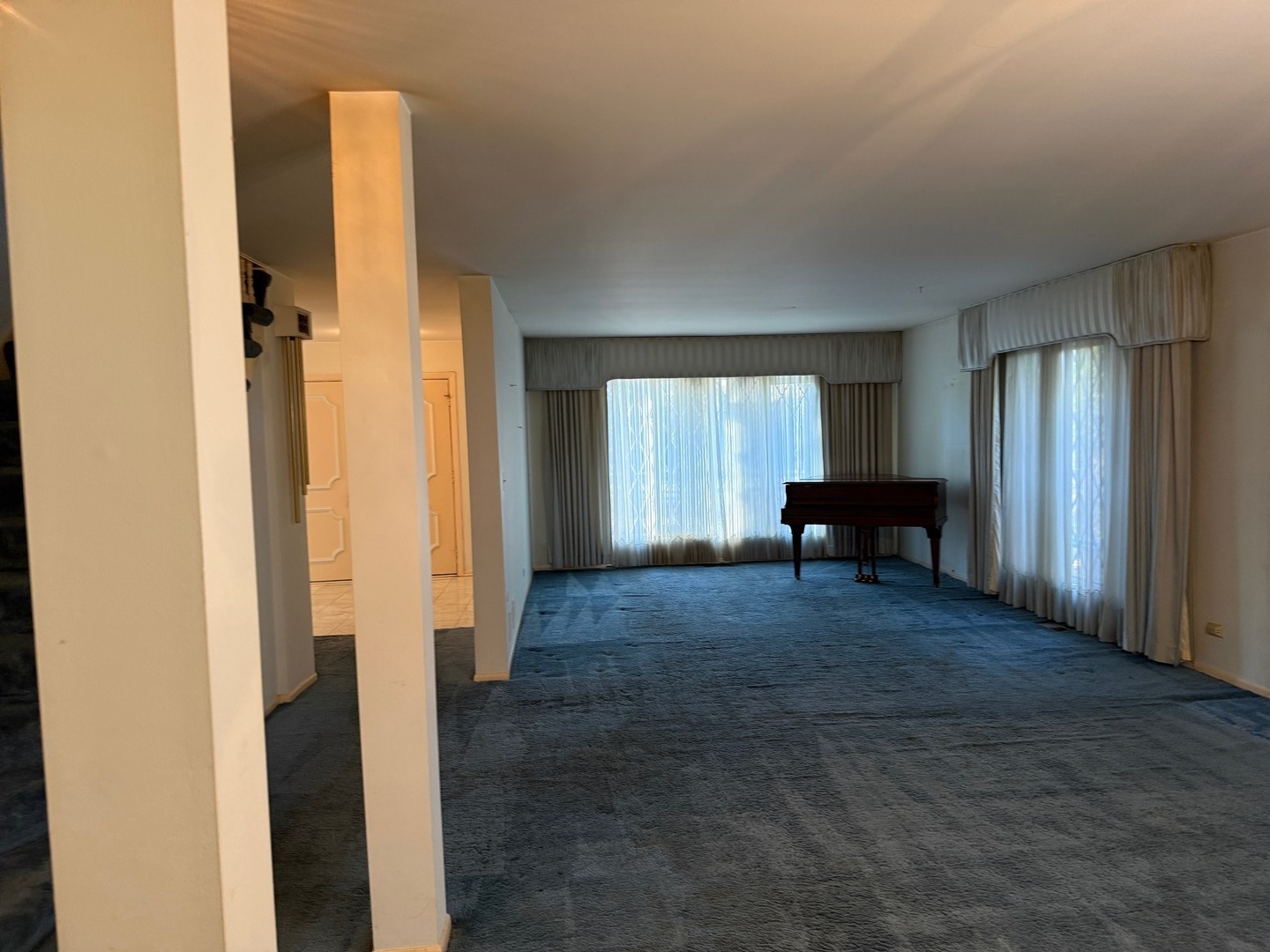 6247 North Kilpatrick Avenue Chicago, IL 60646 - Photo 9 of 31