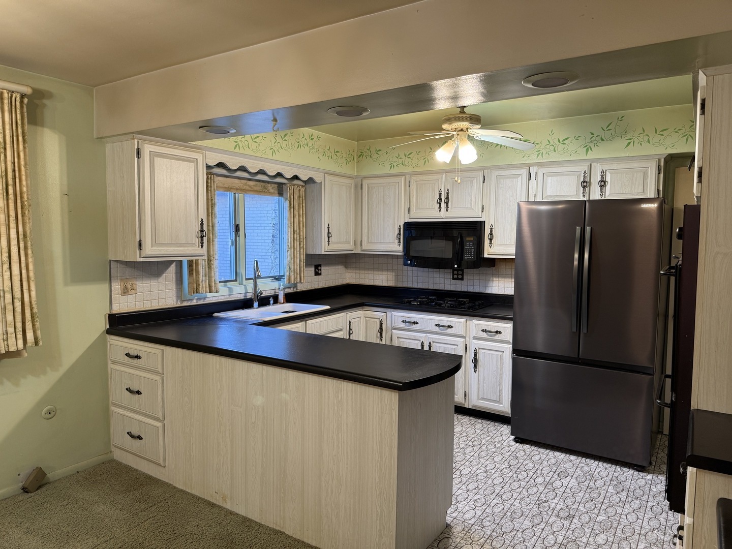 6247 North Kilpatrick Avenue Chicago, IL 60646 - Photo 10 of 31