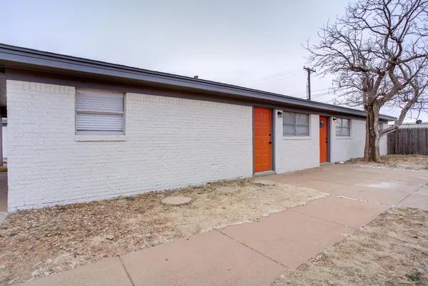 $950 | 226 Hickory Street, Unit A, Levelland, TX 79336