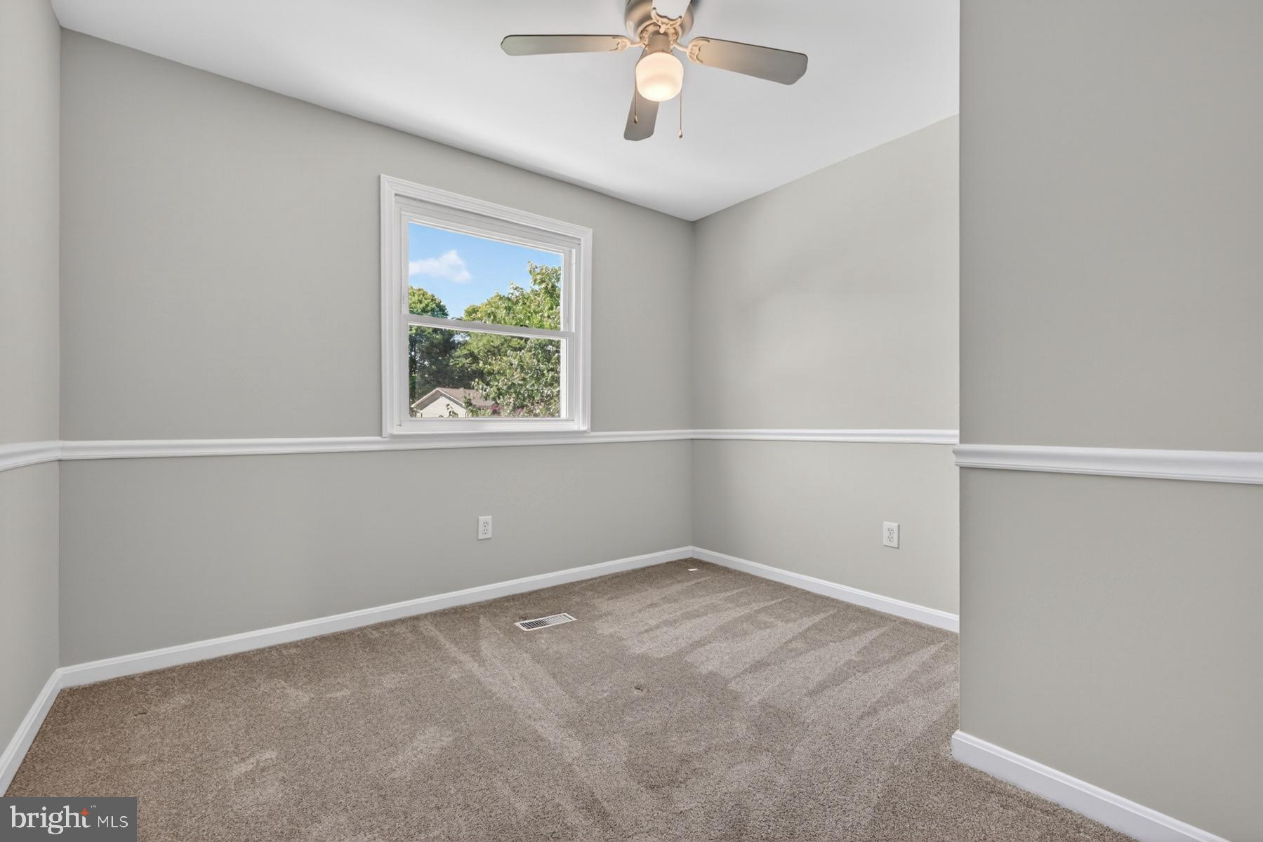 422 Ridgeview Court Arnold, MD 21012 - Photo 26 of 54 Bedroom 2