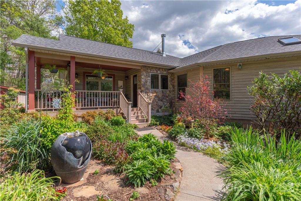 47 Sams Road Weaverville, NC 28787 - Photo 1 of 35 Gallery Image 1
