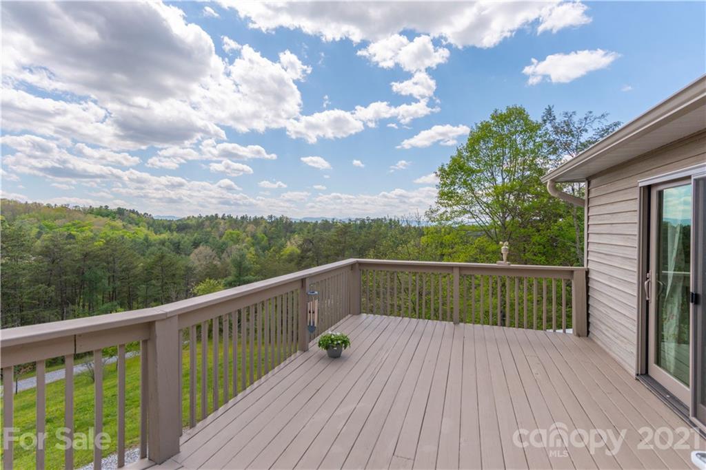 47 Sams Road Weaverville, NC 28787 - Photo 12 of 35 Gallery Image 12