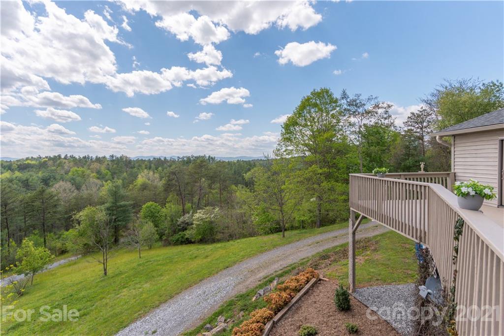 47 Sams Road Weaverville, NC 28787 - Photo 13 of 35 Gallery Image 13