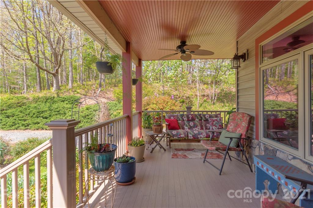 47 Sams Road Weaverville, NC 28787 - Photo 3 of 35 Gallery Image 3