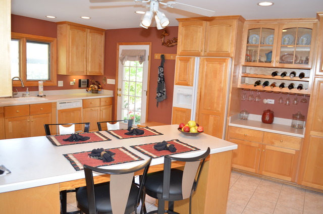 29W281 Wagner Road Naperville, IL 60564 - Photo 6 of 24