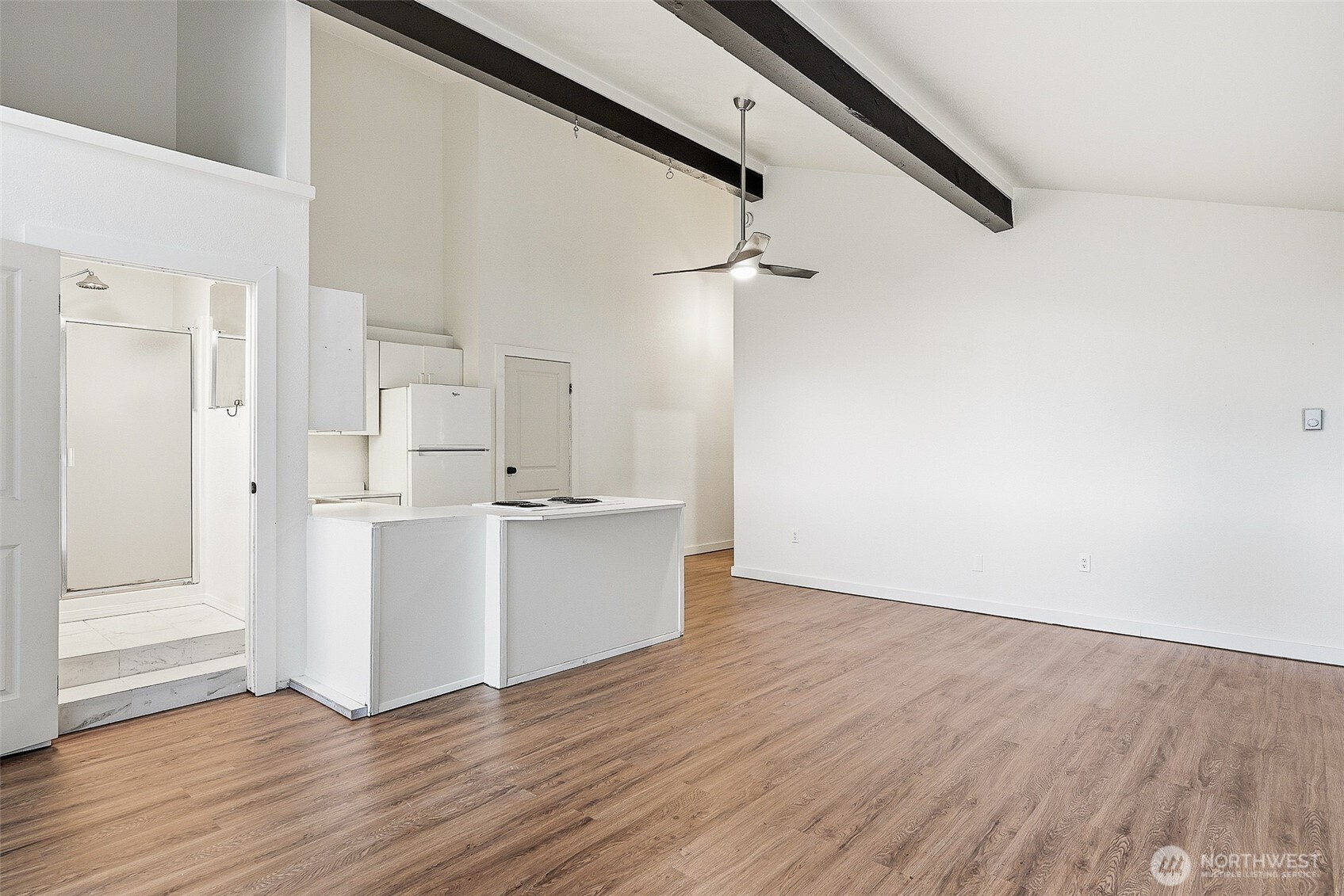 7901 196th Street Southwest, Unit 22 Edmonds, WA 98026 - Photo 9 of 34