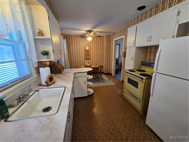 $162,000 | 430 East Oak Orchard Street, Shelby, NY 14103