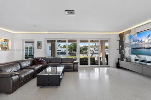 $3,290,000 | 1321 Tangelo Isle, Fort Lauderdale, FL 33315