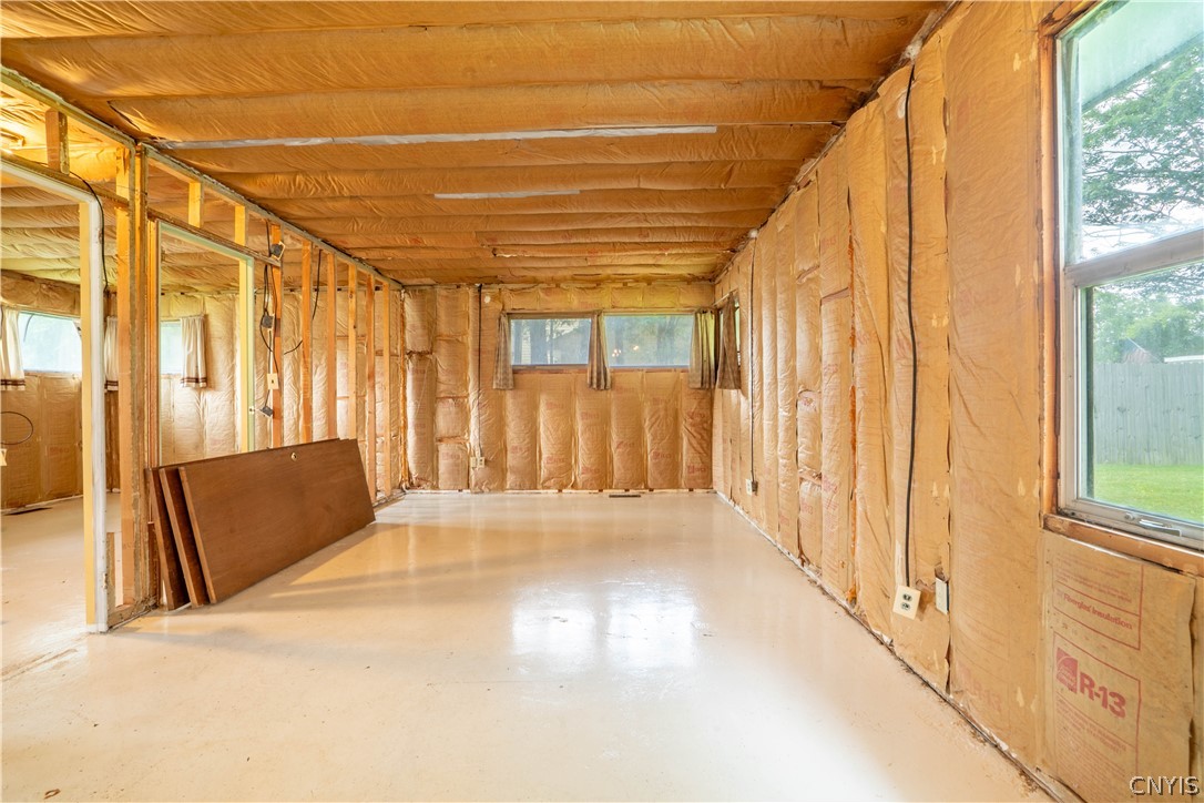 27 Pinecrest Road New Hartford, NY 13413 - Photo 18 of 32 Gallery Image 18