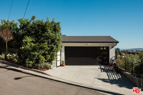 $1,695,000 | 4052 Jennings Drive, Los Angeles, CA 90032
