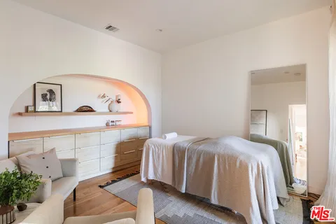 $1,695,000 | 4052 Jennings Drive, Los Angeles, CA 90032