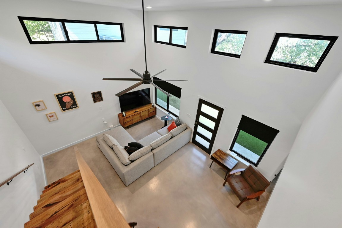 407 South Park Drive, Unit 2 Austin, TX 78704 - Photo 17 of 25 a living room with furniture and a window