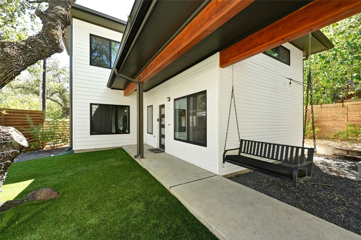 407 South Park Drive, Unit 2 Austin, TX 78704 - Photo 3 of 25 a view of a porch with a garden