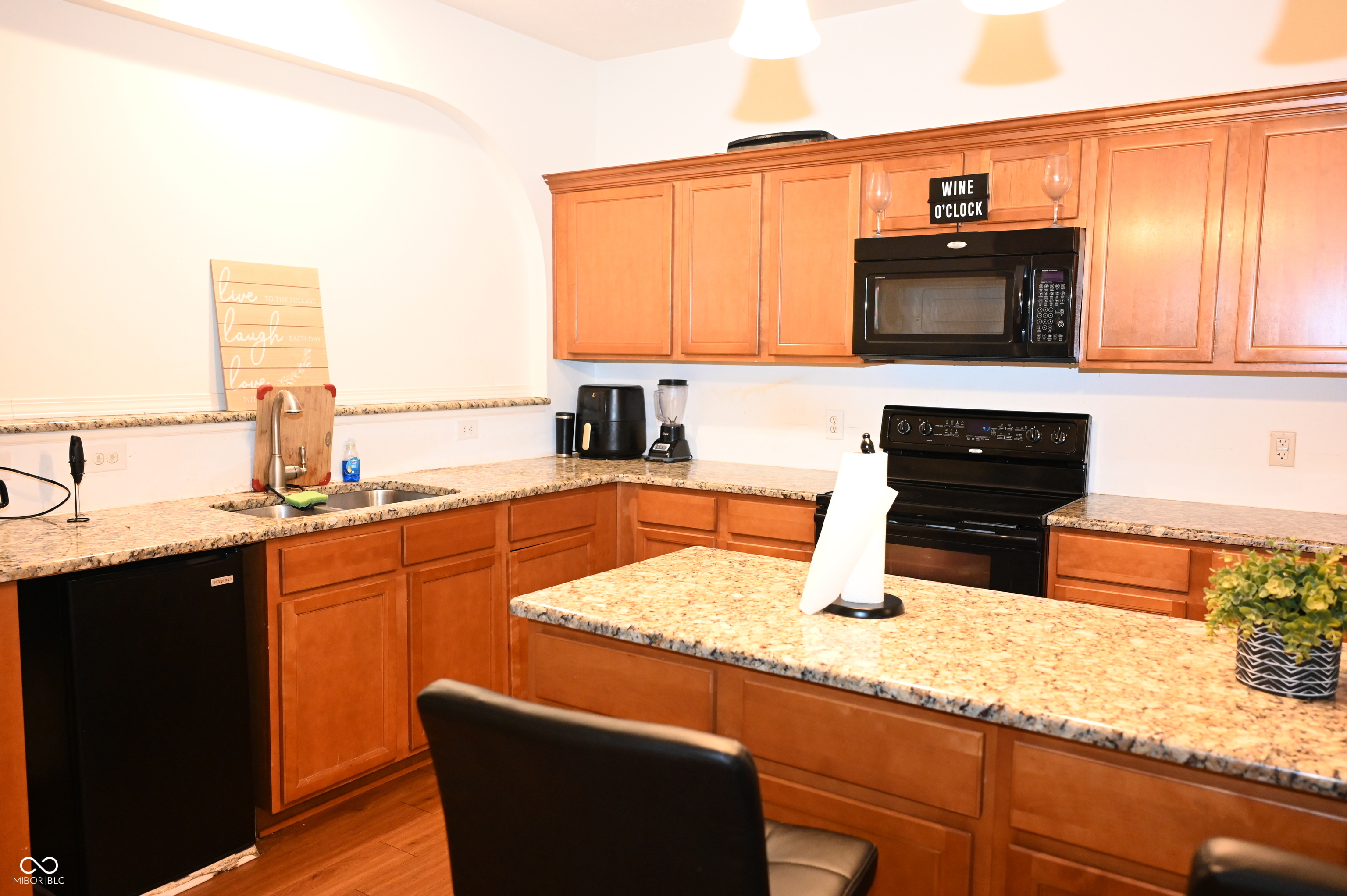 7136 Marsh Road Indianapolis, IN 46278 - Photo 13 of 30 Gallery Image 13