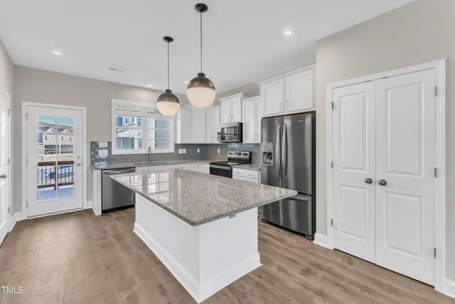 $389,990 | 507 Gateway Townes Boulevard, Wake Forest, NC 27587