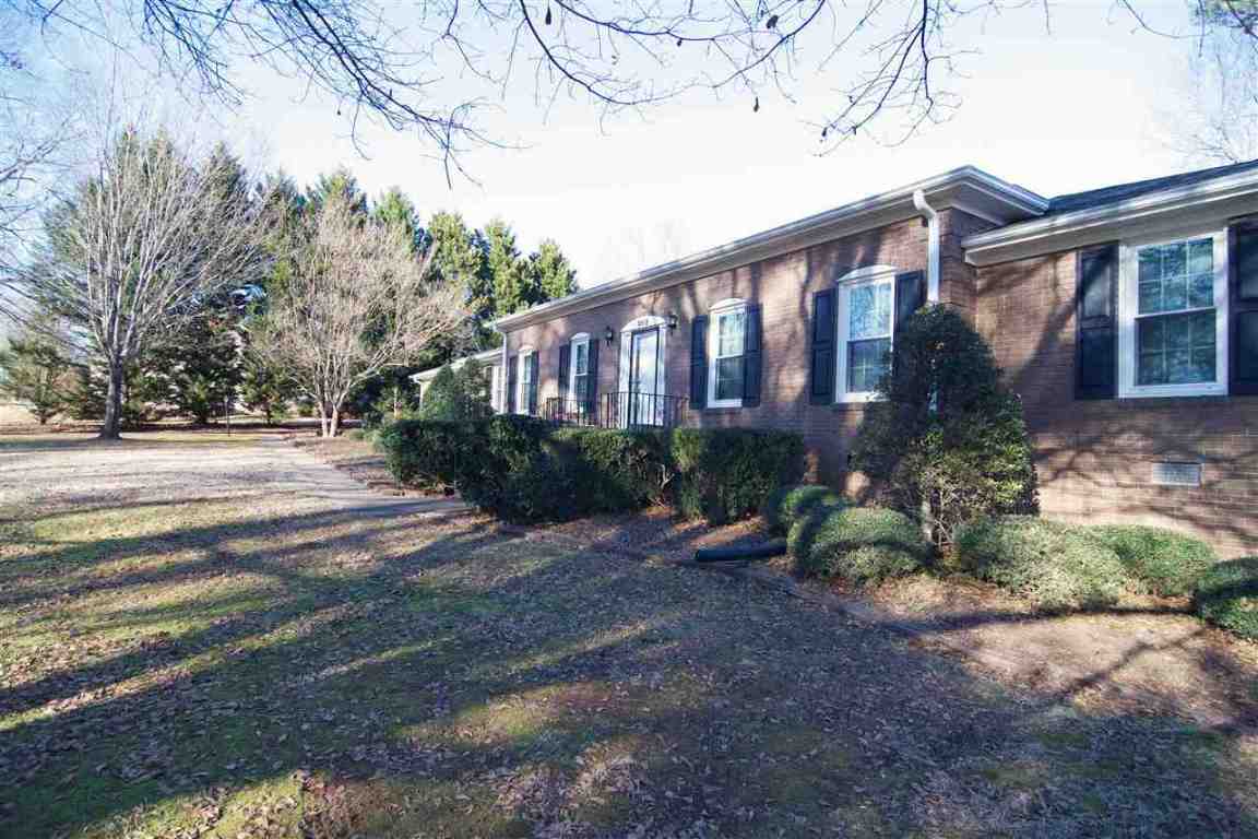 908 Meadow Lane Anderson, SC 29621 - Photo 5 of 29