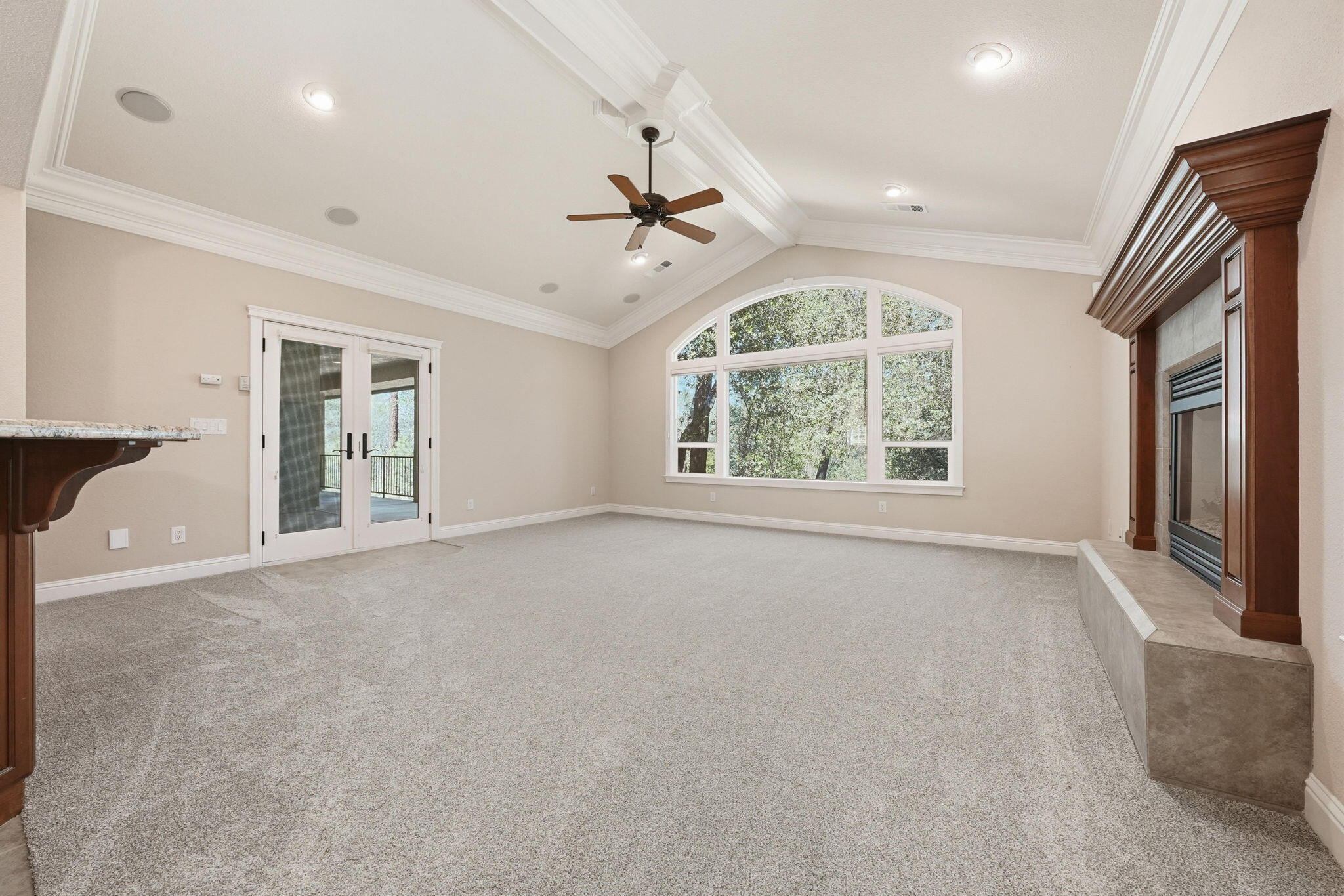 13457 Tierra Heights Road Redding, CA 96003 - Photo 8 of 56 8-web-or-mls-IMG-8