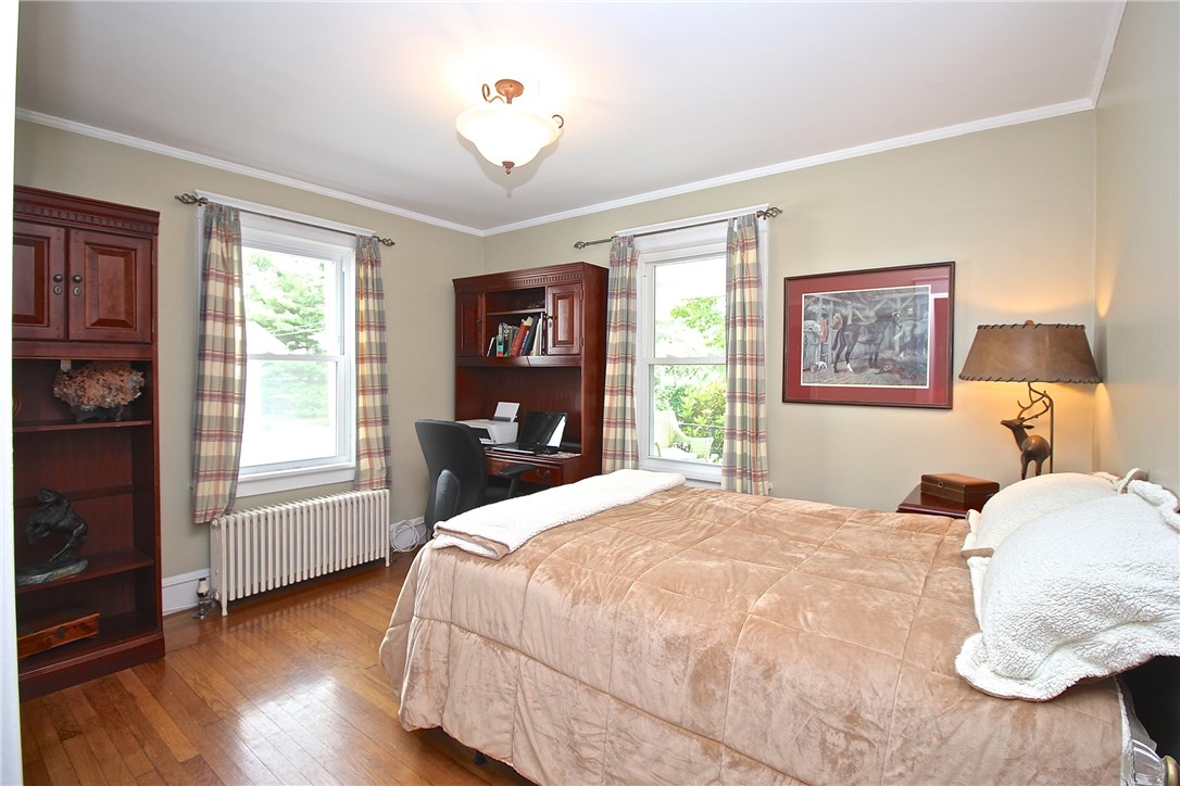 22 Admiral Kalbfus Road Newport, RI 02840 - Photo 13 of 35