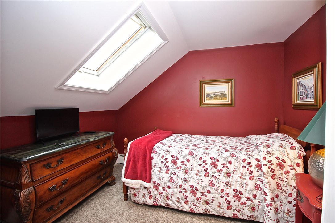 22 Admiral Kalbfus Road Newport, RI 02840 - Photo 14 of 35