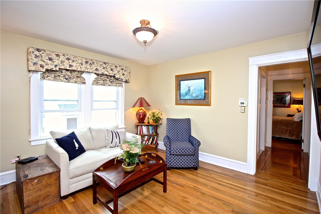 22 Admiral Kalbfus Road Newport, RI 02840 - Photo 17 of 35