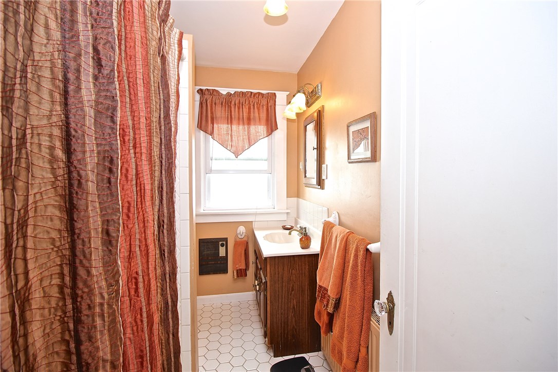 22 Admiral Kalbfus Road Newport, RI 02840 - Photo 20 of 35