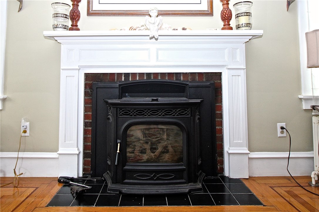 22 Admiral Kalbfus Road Newport, RI 02840 - Photo 23 of 35